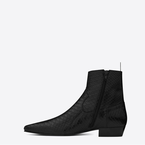 Saint Laurent Devon Python leather boot.. Very sexy boot. Size 41 YSL 8 US - Picture 12 of 16